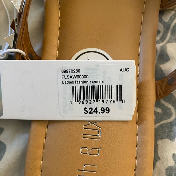 Fifth and Luxe sandals - NWT Studded Slide Sandals size 11 - Picture 2 of 4